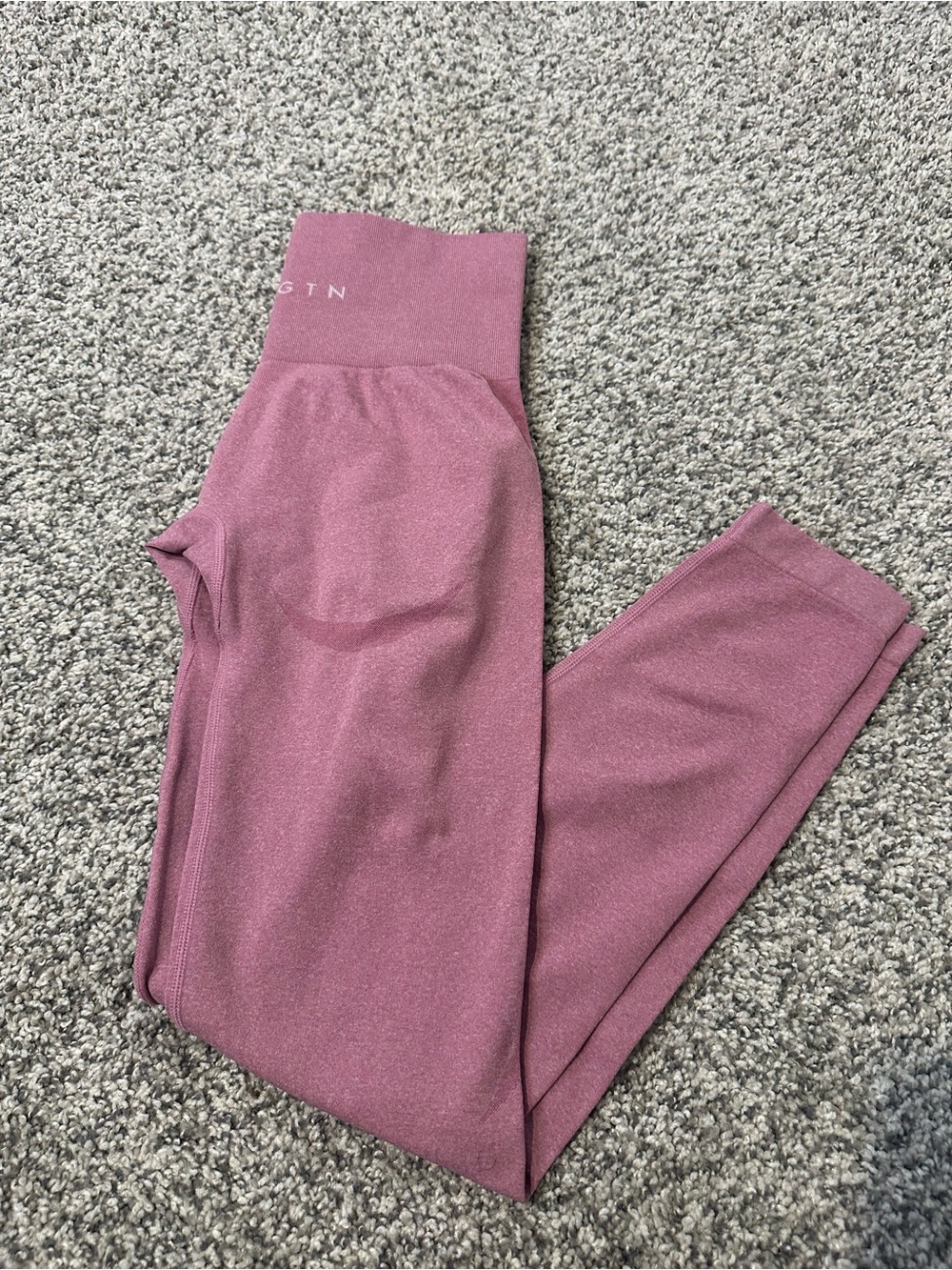NVGTN Seamless High-Rise Leggings in Dusty Rose